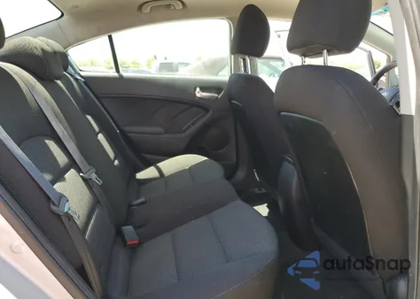 2017 Kia Forte Lx z USA, uszkodzony, nr VIN 3KPFK4A73HE087662